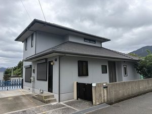 中吉田１丁目貸家-1