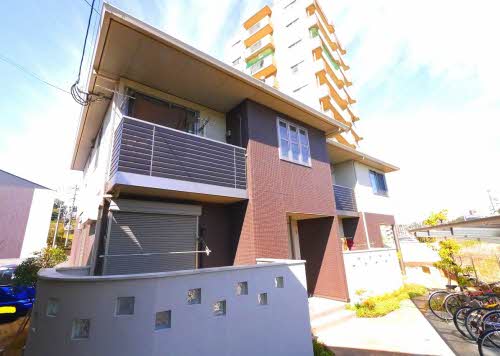 アミ・コート　＊＊　Ｂ棟