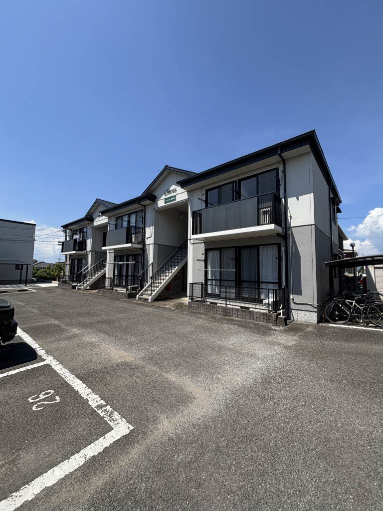 バリュージュ富の原　　Ｅ棟