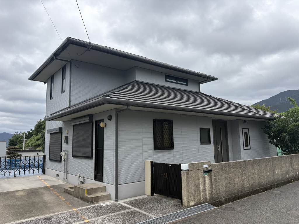 中吉田１丁目貸家