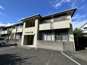 メイプルハイツ　Ａ棟　＊