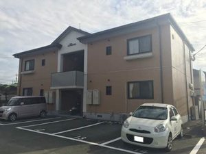 ファミーユ島町　Ｂ棟　＊＊ B0101号-1