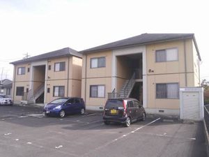 アーバンハイツ三日月　Ａ棟　＊＊