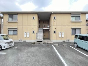 緒方アパハウス　Ｃ棟　＊＊