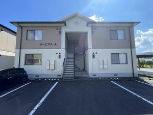 ジーニアス　Ａ棟　＊