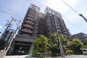 グランドメゾン古城公園　＊＊