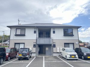 サンハイツ永犬丸　Ｃ棟　＊ C0202号-1