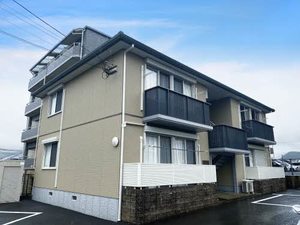 ファミールパレス　Ｃ棟　＊