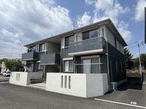 ＡＶＯＮ　ＨＯＵＳＥ　＊＊