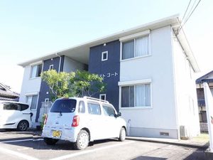 イーストコート　＊＊