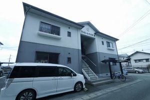 ファミールオガタ　Ｂ棟　＊ B0102号-1