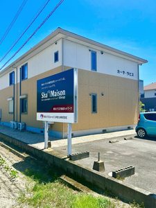 カーサ・ラピス　Ａ棟　＊＊