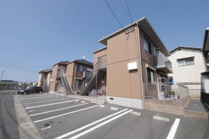 フォレスト　Ⅹ棟　＊