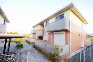 シャーメゾン津田　Ａ棟　＊