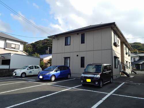 グランドゥール　参番館　＊＊