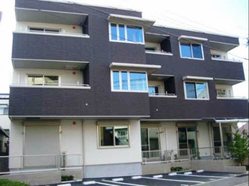 シャーメゾン大橋駅前　＊