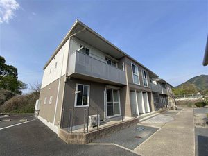 ヴィラ・フォレスト　Ｂ棟