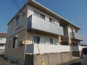 ファミールオガタ　Ｅ棟　＊＊