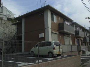 サンヒルズ華里　Ａ棟