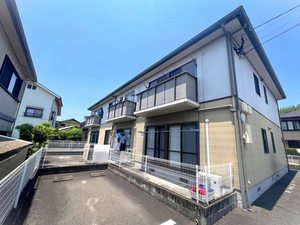 Ｓｕｎｎｙ　ｃｏｕｒｔ　屋野　Ⅲ棟　＊