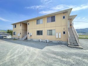 ラフォーレ美里