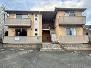 ファミーリエＡ　＊＊