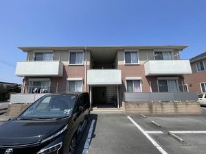 パティオ嘉島　Ⅰ番館　＊＊