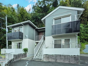 サンリッチ　Ｄ棟　＊＊ D0202号-1