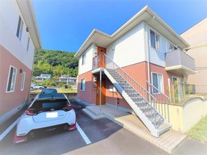 ファミーユＮ　Ｂ棟　＊