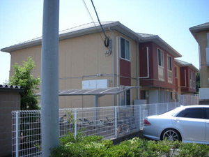 シャーメゾン空港南　弐番館　＊＊