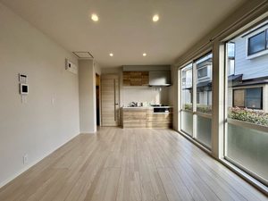 フローラルパレス　Ａ棟 A0101号-1