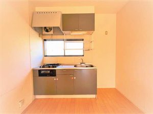 ドエル八幡 B棟 ** B0103号-3