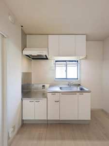 モダニティ八分字　Ｂ棟　＊＊ B0102号-3