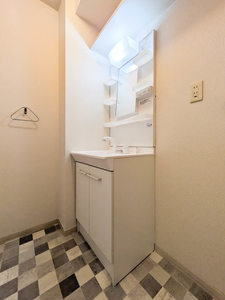 モダニティ八分字　Ｂ棟　＊＊ B0102号-7