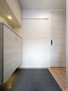 モダニティ八分字　Ｂ棟　＊＊ B0202号-10