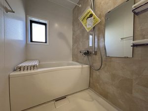 ドミール谷口　Ｂ棟　＊＊ B0101号-4