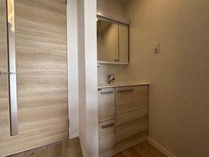 ドミール谷口　Ｂ棟　＊＊ B0101号-5