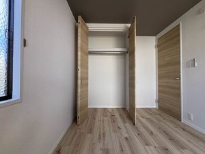 ドミール谷口　Ｂ棟　＊＊ B0101号-9