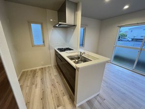 テラスハウス　＊＊ A0102号-3