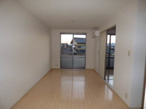 バリュージュ恒久　弐番館　＊ B0202号-2