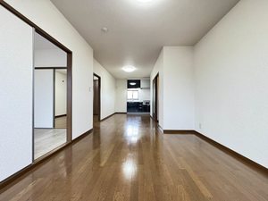 オーロラ・北野 C棟 ** C0201号-2