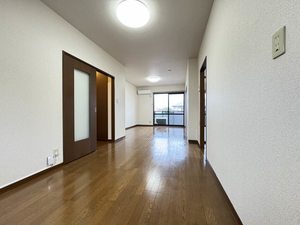 オーロラ・北野 C棟 ** C0201号-8