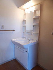 コンフォート山川 C棟 ** C0102号-2