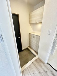 サンフラッツ　Ｂ棟　＊＊ B0101号-11