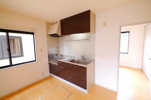 ファーネス　Ｅ棟　＊ E0102号-3