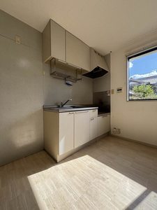 エスポワール吉田　Ｂ棟　＊＊ B0102号-3