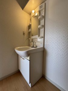 エスポワール吉田　Ｂ棟　＊＊ B0102号-5