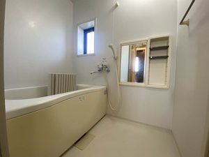 ウィステリア中曽根 Ⅱ ** A0202号-4