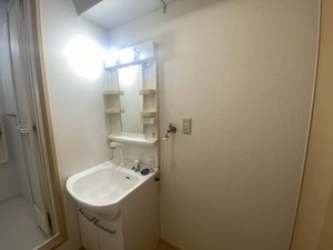 ウィステリア中曽根 Ⅱ ** A0202号-5