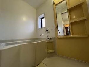 ディアスイースト　Ａ棟　＊ A0102号-4